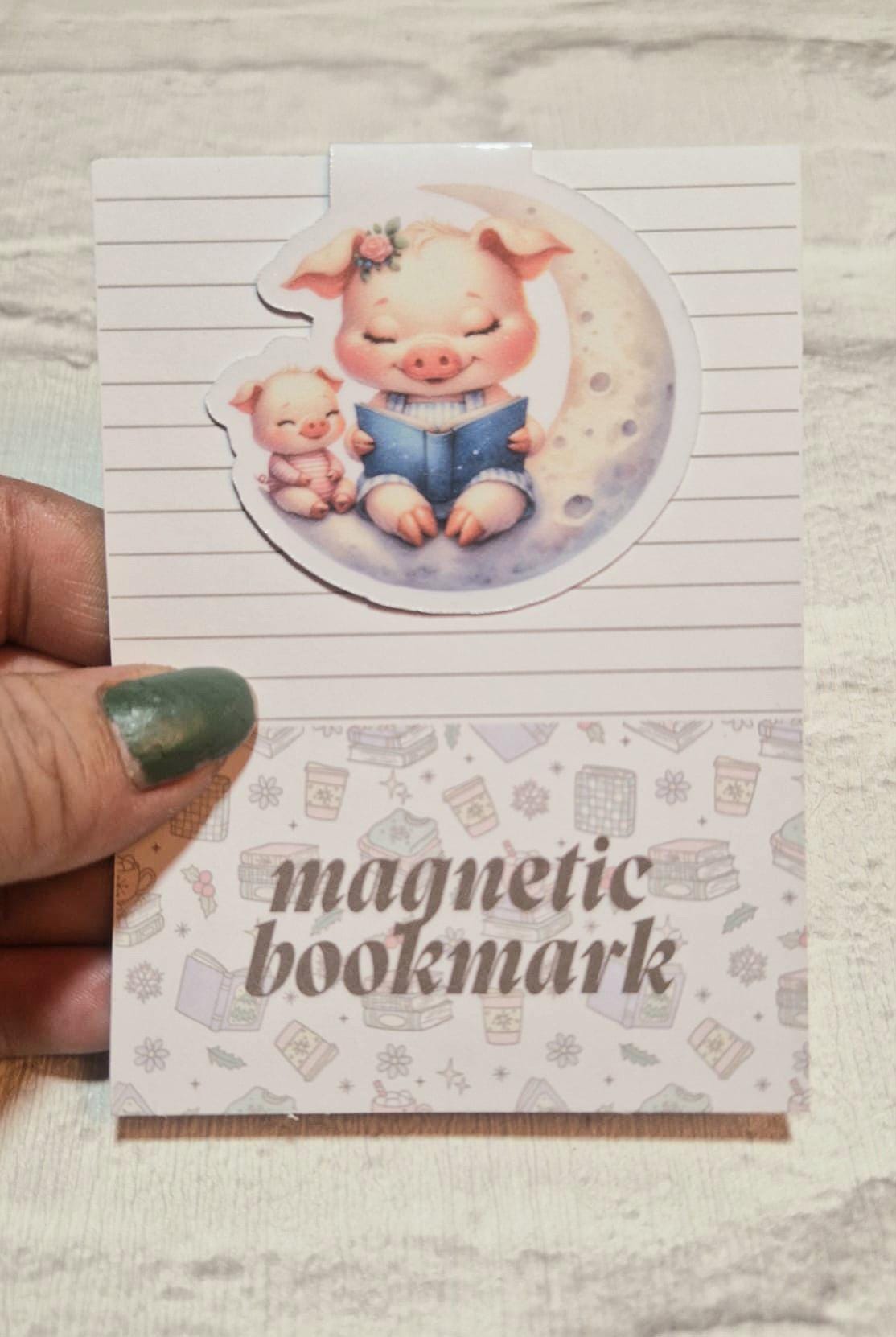 🐽 Mum and Baby Pig Magnetic Bookmark – Adorable, Functional & Perfect for Book Lovers