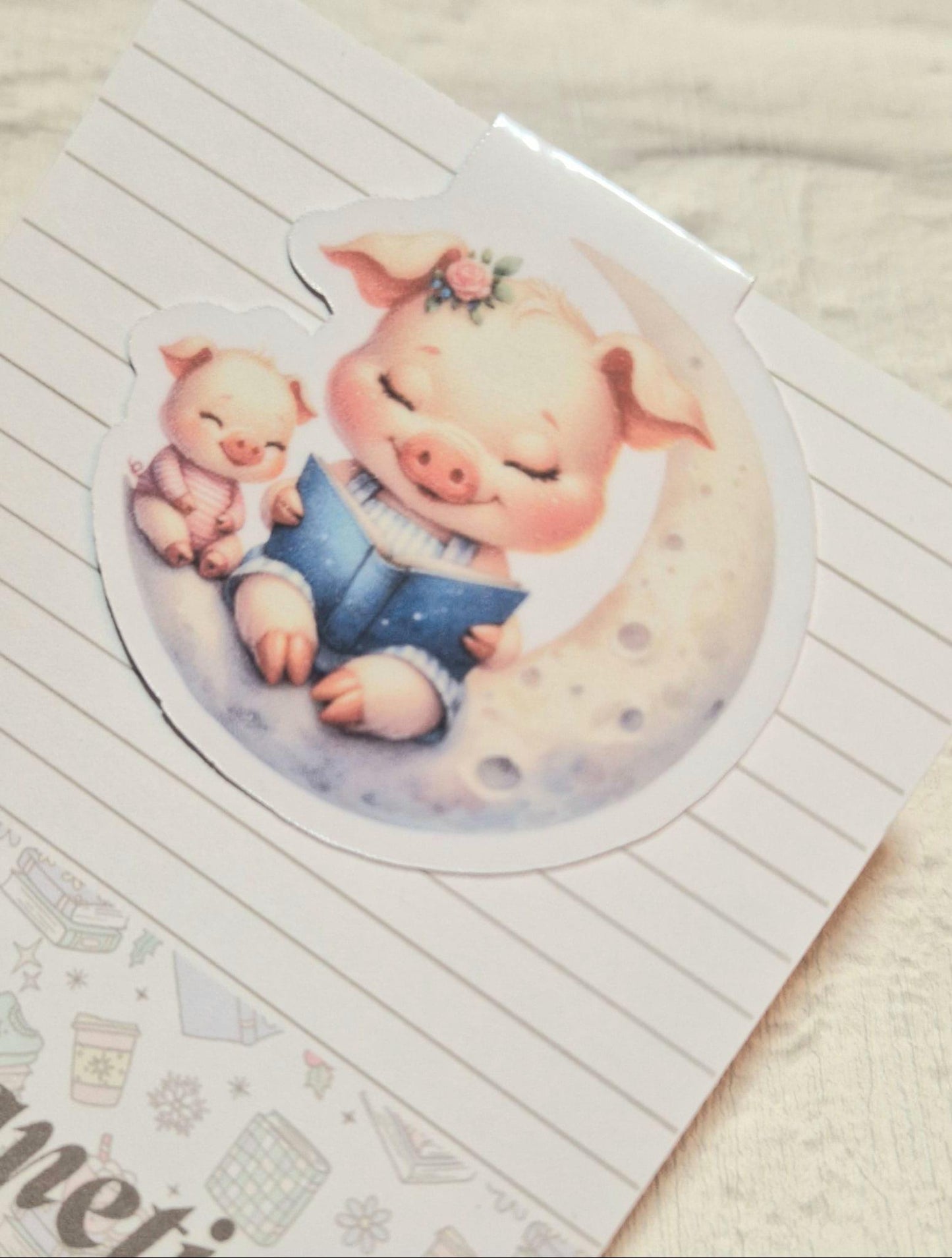 🐽 Mum and Baby Pig Magnetic Bookmark – Adorable, Functional & Perfect for Book Lovers
