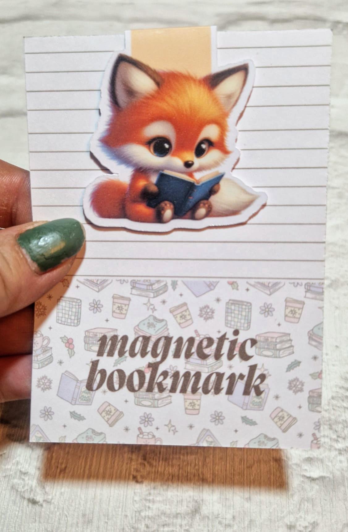 Cute Fox Reading Magnetic Bookmark – Adorable Gift for Book Lovers